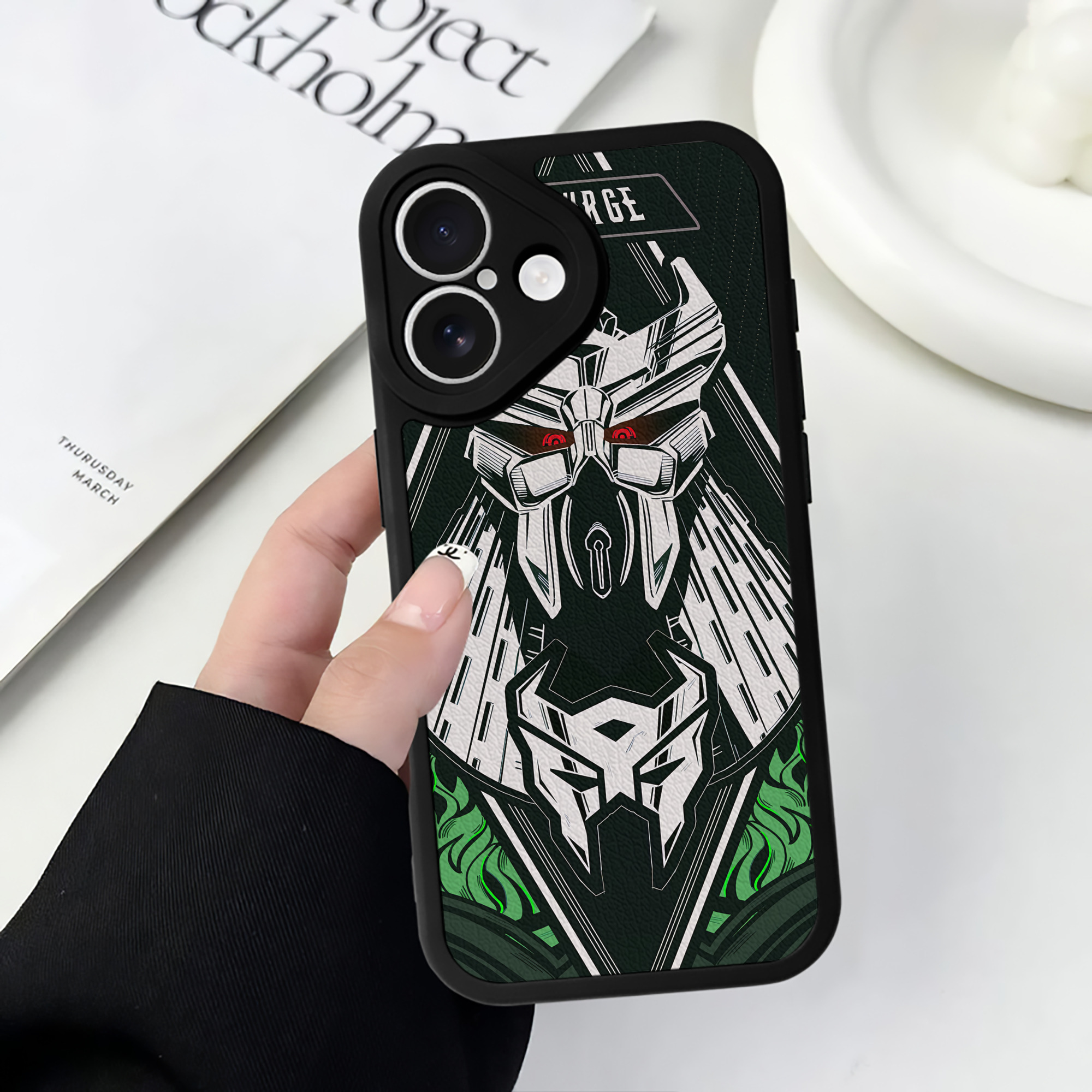 （画像用） Transformers トランスフォーマー 【iPhone 16シリーズ対応】シリコンスマホケース（レザー調） 材質：シリコン
